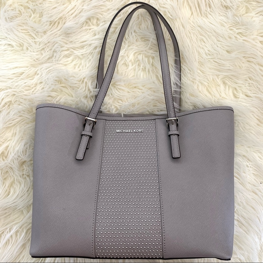 Michael Kors gray purse